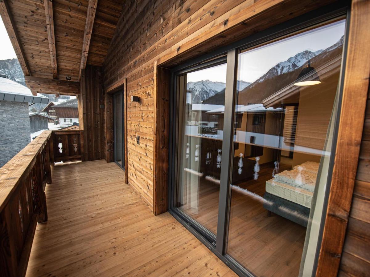 Apartment In Wald Im Pinzgau With A Carport Buitenkant foto